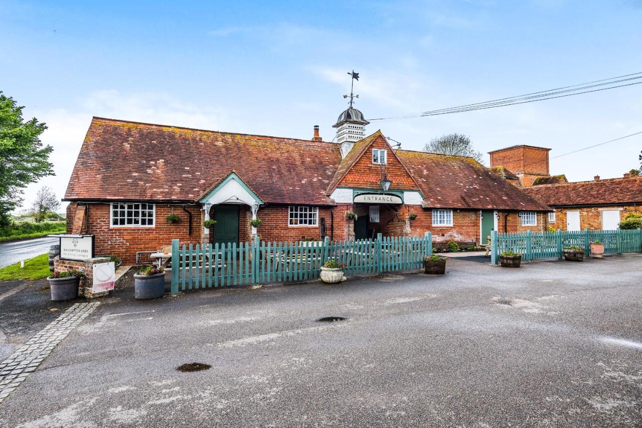 The Walhampton Arms Bed & Breakfast Lymington Exterior photo